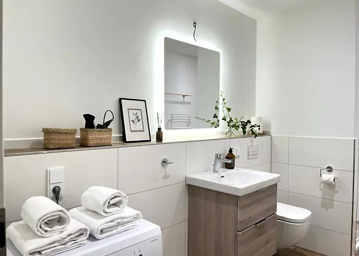 Moka Living Ewald - 2zi Apartment-fewo, E-charger, Barrierearm, Boxspring, Tv דירה